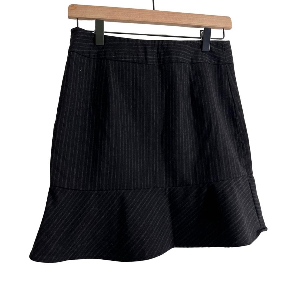 Banana Republic Black Pinstriped Wool Mini Skirt Womens Size 0 - Picture 4 of 14